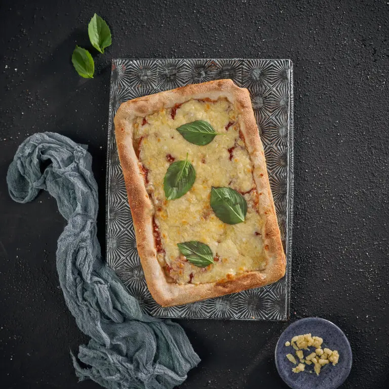 CLASSIC CHEESE SICILIAN SLICE