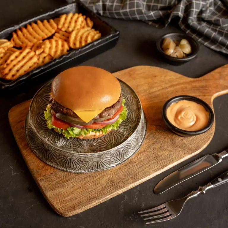 TNB CLASSIC STEAK BURGER - SINGLE