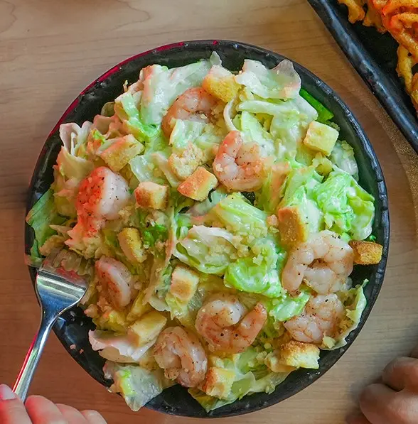 SHRIMPS CAESAR SALAD